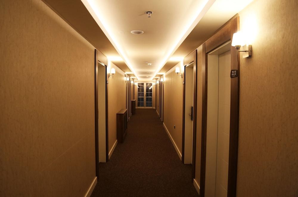 טראבזון Marvell City Otel מראה חיצוני תמונה
